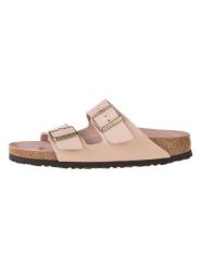 Birkenstock Klapki w kolorze jasnoróżowym rozmiar: 37. Czerwone klapki Birkenstock, bez wzorów, z otwartym noskiem, bez obcasa. Za 284.95 zł.