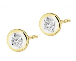 Kolczyki z żółtego złota z brylantami - 0,15 ct - próba 585. Żółte kolczyki Apart, z brylantem, złote. Za 2,390.00 zł.