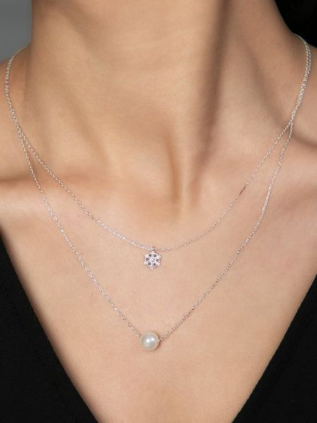 Heliophilia Srebrny naszyjnik z zawieszką - dł. 43 cm rozmiar: onesize. Szare naszyjniki Heliophilia, z cyrkonią, srebrne. Za 86.99 zł.