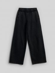 4F Szerokie spodnie dresowe damskie - czarne L. Czarne spodnie dresowe 4f, na co dzień, l, bez wzorów, z bawełny, krótkie. Za 159.99 zł.