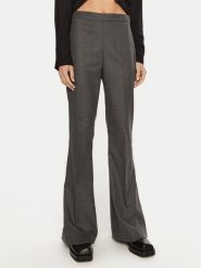 Gestuz Spodnie materiałowe Paula 10909377 Szary Flare Fit. Szare spodnie materiałowe Gestuz, bez wzorów, z materiału. Za 369.99 zł.