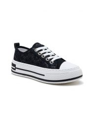 Foreverfolie Sneakersy w kolorze czarnym rozmiar: 36. Czarne trampki Foreverfolie, bez wzorów, bez zapięcia. Za 101.23 zł.