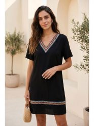 SOULSHAE Sukienka w kolorze czarnym rozmiar: S/M. Czarne sukienki SOULSHAE, m, bez wzorów, z wiskozy, bez kołnierzyka, bez ramiączek, mini. Za 119.95 zł.