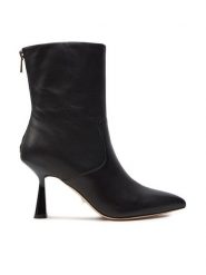 Marciano Guess Botki 4YGZ15 7103A Czarny. Czarne botki Marciano Guess, z aplikacjami, ze skóry, bez obcasa, na szpilce, bez zapięcia. Za 1,599.00 zł.