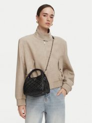 Guess Torebka Juliet Mini HWQG24 56710 Czarny. Czarne torebki klasyczne Guess, z aplikacjami, ze skóry, bez dodatków. Za 544.99 zł.