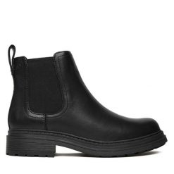 Sztyblety Clarks. Czarne botki Clarks, bez wzorów, bez obcasa, na płaskiej podeszwie, bez zapięcia. Za 479.99 zł.