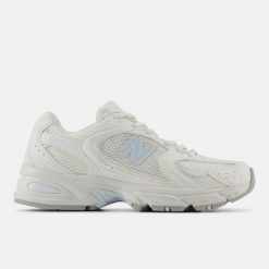 New Balance 530 U530CSD Sneakersy unisex. Białe obuwie sportowe New Balance, z gumy, bez zapięcia, do biegania. Za 329.99 zł.