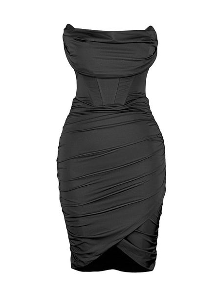 Trendyol Sukienka w kolorze czarnym rozmiar: 36. Czarne sukienki Trendyol, bez wzorów, bez kołnierzyka, bez ramiączek, mini. Za 52.67 zł.