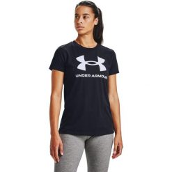Koszulka damska Under Armour Live Sportstyle Graphic SSC. Czarne bluzki Under Armour, xs, bez wzorów, sportowe, bez kołnierzyka, bez ramiączek. Za 78.99 zł.