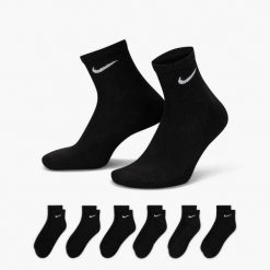 Skarpetki sportowe dla dorosłych Everyday Cushioned Dri-FIT 6-Pack Socks. Czarne skarpety Nike, bez wzorów, z bawełny. Za 99.00 zł.