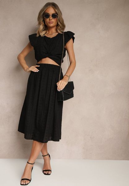 Czarny Bawełniany Komplet Ozdobiony Haftem Koszula z Krótkim Rękawem i Spódnica Efrurina. Czarne koszule Renee, m, bez wzorów, z bawełny, bez kołnierzyka, bez ramiączek. Za 99.99 zł.