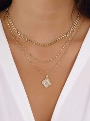 Luja Bijoux Pozłacany naszyjnik z cyrkoniami rozmiar: onesize. Żółte naszyjniki Luja Bijoux, z cyrkonią, metalowe. Za 57.45 zł.