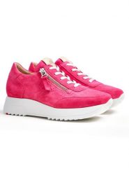 LLOYD Skórzane sneakersy w kolorze różowym rozmiar: 40. Różowe trampki LLOYD, bez wzorów, z zamszu, bez zapięcia. Za 350.56 zł.