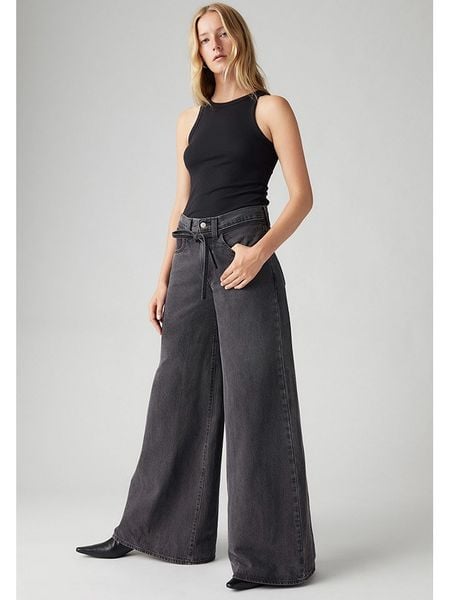 Levi's Dżinsy - Comfort fit - w kolorze antracytowym rozmiar: W27/L28. Czarne jeansy Levi's®, l, z aplikacjami, z podwyższonym stanem. Za 236.05 zł.