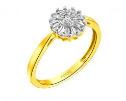 Pierścionek z żółtego złota z diamentami - 0,18 ct - próba 585. Żółte pierścionki Apart, z diamentem, złote. Za 2,990.00 zł.