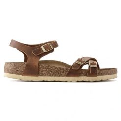 Sandały damskie brązowe Birkenstock Kumba FL. Brązowe sandały Birkenstock, bez wzorów, młodzieżowe, bez obcasa, bez zapięcia. Za 499.99 zł.