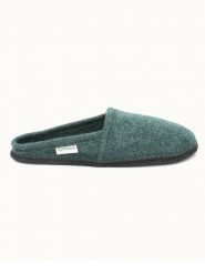 Kitz-pichler Kapcie "Villach" w kolorze zielonym rozmiar: 36. Zielone obuwie domowe Kitz pichler, bez wzorów, z materiału, z okrągłym noskiem, bez zapięcia. Za 100.99 zł.