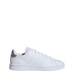 Advantage Base Court Lifestyle Shoes. Białe obuwie sportowe Adidas, z materiału, bez zapięcia. W wyprzedaży za 251.15 zł.