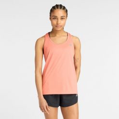 Koszulka damska New Balance WT51253FAR – pomarańczowa. Brązowe bluzki New Balance, xs, z aplikacjami, z materiału, sportowe, bez kołnierzyka, bez ramiączek. Za 59.99 zł.