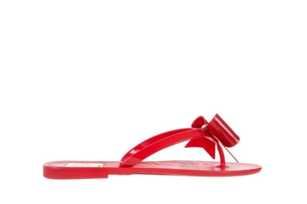 Japonki T&G Fashion 22-123 Red, Czerwony, Guma - 35-36. Czerwone klapki TG, z aplikacjami, z gumy, bez obcasa. W wyprzedaży za 29.00 zł.