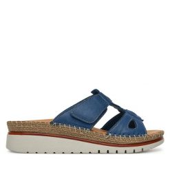 Klapki Manitu. Niebieskie klapki Manitu, bez wzorów, bez obcasa. Za 219.99 zł.
