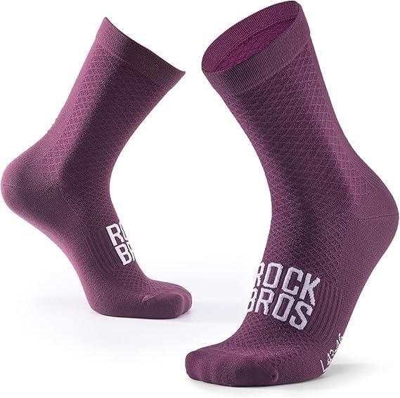 Skarpety rowerowe Rockbros. Fioletowe skarpety ROCKBROS, bez wzorów, z elastanu. Za 51.60 zł.