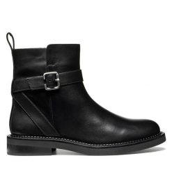 Botki Geox. Czarne botki Geox, bez wzorów, bez obcasa, na płaskiej podeszwie, bez zapięcia. Za 589.99 zł.