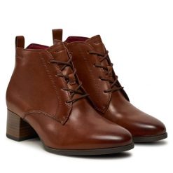 Botki Tamaris. Brązowe botki Tamaris, bez wzorów, bez obcasa, na słupku, bez zapięcia. Za 479.99 zł.