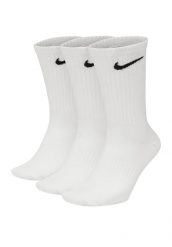Lekkie Skarpetki Codzienne Unisex Dla Dorosłych Z Logo (zestaw 3 Sztuk). Białe skarpety Nike, bez wzorów, z bawełny. Za 54.90 zł.
