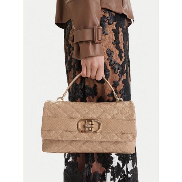Torebka Nine West. Brązowe torebki klasyczne Nine West, bez wzorów, bez dodatków. Za 215.99 zł.