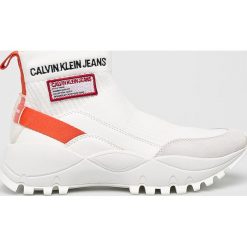 Calvin Klein Jeans - Buty. Białe obuwie sportowe Calvin Klein Jeans, z gumy, bez zapięcia. W wyprzedaży za 549.90 zł.
