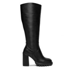 Kozaki Nine West. Czarne kozaki Nine West, bez obcasa, na słupku, bez zapięcia. Za 359.99 zł.