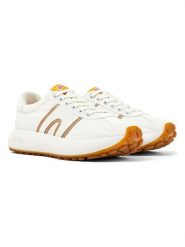 Camper Sneakersy w kolorze kremowo-jasnobrązowym rozmiar: 40. Brązowe trampki Camper, bez wzorów, bez zapięcia. Za 254.14 zł.