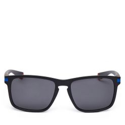 Okulary przeciwsłoneczne Polaroid. Czarne okulary przeciwsłoneczne Polaroid, bez wzorów. Za 129.99 zł.