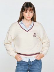 Bluza damska z kontrastowym wykończeniem perłowa gabria 103. Białe bluzy Big Star, l, bez wzorów, z dzianiny, bez kaptura. Za 199.99 zł.