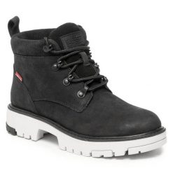 Trapery Levi's®. Czarne trapery i śniegowce . Za 489.99 zł.