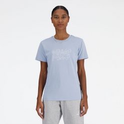 Koszulka damska New Balance WT41912LAY – niebieska. Niebieskie koszulki sportowe New Balance, bez wzorów, z bawełny, bez ramiączek. Za 49.99 zł.