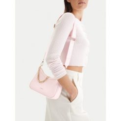 Torebka JENNY. Czerwone torebki klasyczne Jenny, bez wzorów, bez dodatków. Za 129.99 zł.