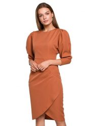 Stylove Sukienka w kolorze jasnobrązowym rozmiar: XXL. Brązowe sukienki Stylove, xxl, bez wzorów, bez kołnierzyka, bez ramiączek, mini. Za 157.99 zł.