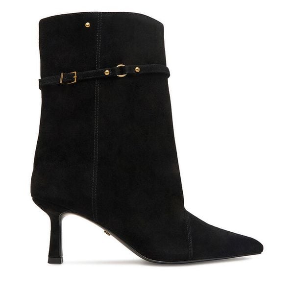 Botki GINO ROSSI. Czarne botki Gino Rossi, bez wzorów, bez obcasa, na szpilce, bez zapięcia. Za 399.99 zł.