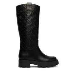 Kozaki Guess. Czarne kozaki Guess, bez obcasa, na płaskiej podeszwie, bez zapięcia. Za 824.99 zł.