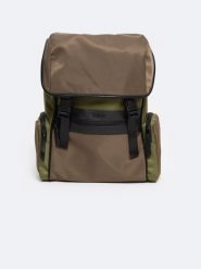 Plecak unisex miejski khaki Marcello 303. Zielone plecaki Big Star, bez wzorów. W wyprzedaży za 139.99 zł.