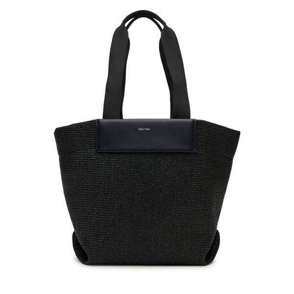 Torebka Calvin Klein. Czarne shopper Calvin Klein, bez wzorów, bez dodatków. Za 489.99 zł.