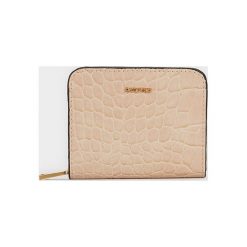 Parfois - Portfel. Portfele Parfois, bez wzorów, z materiału. W wyprzedaży za 34.90 zł.