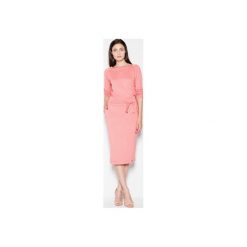 Sukienka VT072 Koral. Czerwone sukienki Venaton, na co dzień, xl, bez wzorów, z dresówki, sportowe, bez kołnierzyka, bez ramiączek, maxi, proste. Za 149.00 zł.