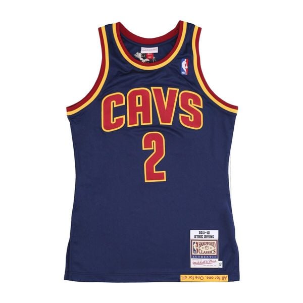 Koszulka NBA Cleveland Cavaliers Kyrie Irving Alternate 2011/12. Niebieskie bluzki Mitchell & Ness, bez wzorów, sportowe, bez kołnierzyka, bez ramiączek. Za 1,194.50 zł.