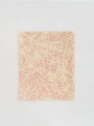 Wzorzysty szal - brudny róż. Czerwone szaliki Reserved, bez wzorów. Za 59.99 zł.