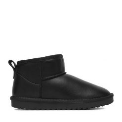 Śniegowce DeeZee. Czarne trapery i śniegowce DeeZee. Za 249.99 zł.