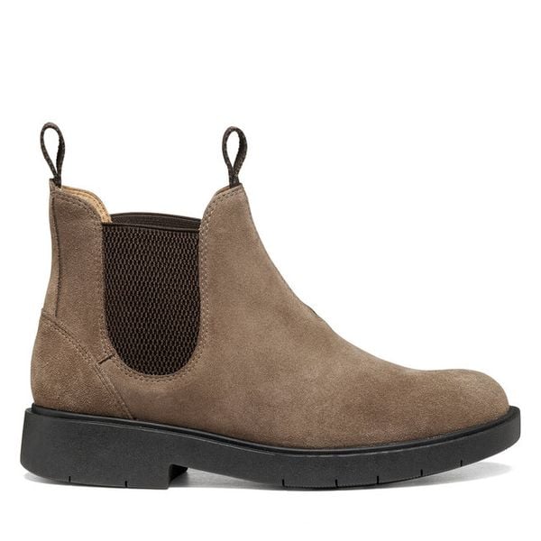 Sztyblety Geox. Brązowe botki Geox, bez wzorów, bez obcasa, na płaskiej podeszwie, bez zapięcia. Za 639.99 zł.