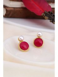 L'Atelier de Gaia Pozłacane kolczyki z perłami i agatami rozmiar: onesize. Białe kolczyki L'Atelier de Gaia, z agatem, pozłacane. Za 56.99 zł.